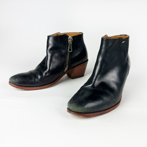 John Fluevog black leather bootie ankle boots womens size